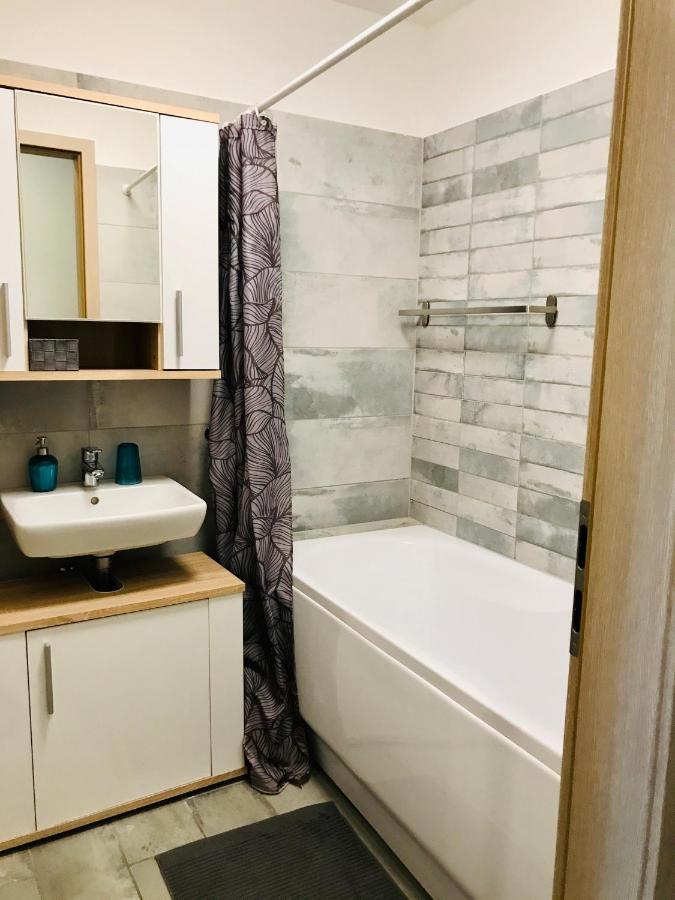 Lelle Riviera Apartman Balatonlelle Kültér fotó